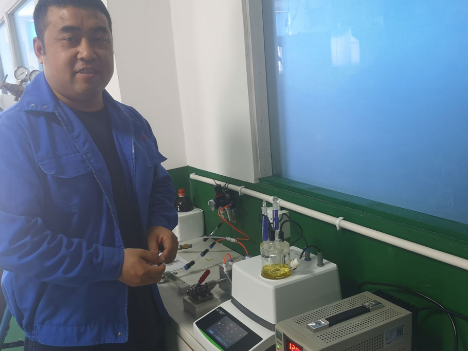 VicoMeter on-site training for Zhejiang Xinjin Air Conditioning Equipment