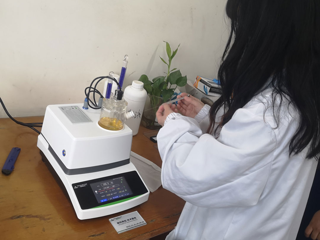 VicoMeter on-site training for Zhejiang Donghai New Materials