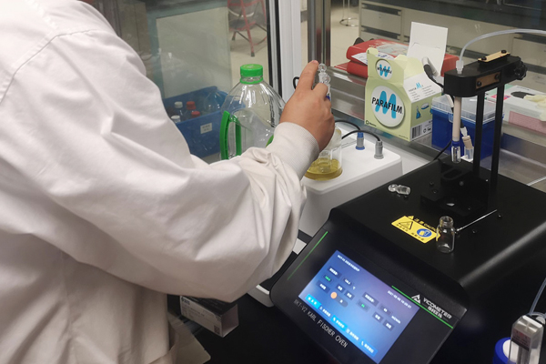 Which Samples Can a Karl Fischer Moisture Analyzer Test?
