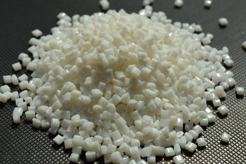Solution for Determining the Moisture Content of PC/ABS Material with a Halogen Moisture Analyzer