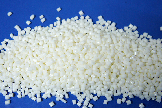 How to Measure Moisture Content in TPE Materials with a Halogen Moisture Analyzer